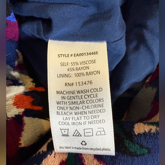 Everly Colorful Floral Long Sleeve Romper size small - Picture 6 of 7